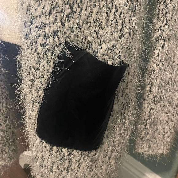 Women’s Calvin Klein long sweater black and white - Picture 3 of 6